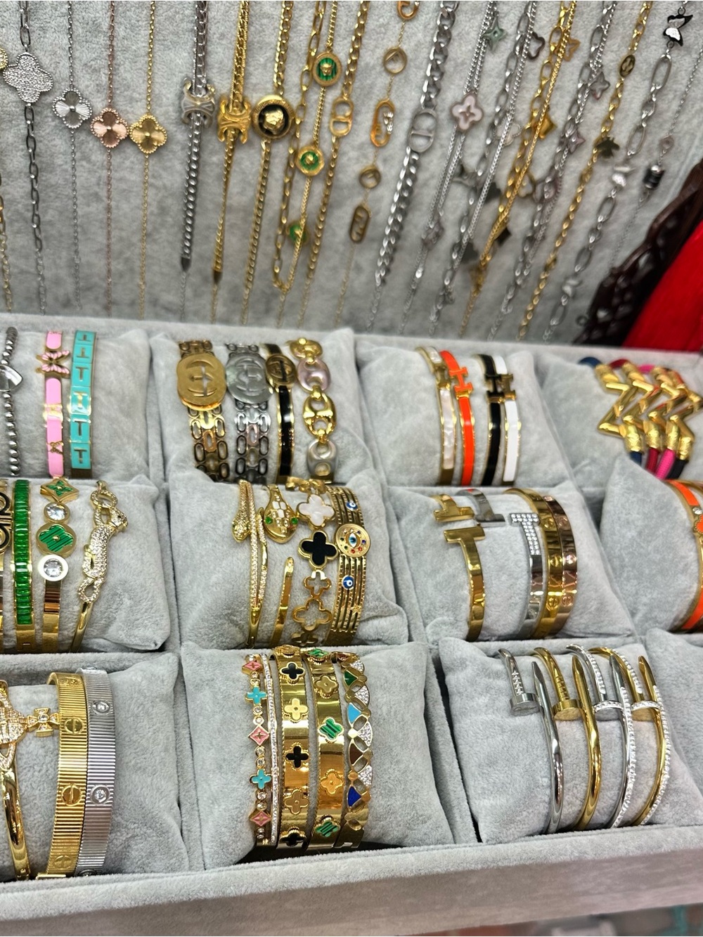 Gold and Silver Mixed-Tone Women's Bracelet Set - Elegant Layered Bangles